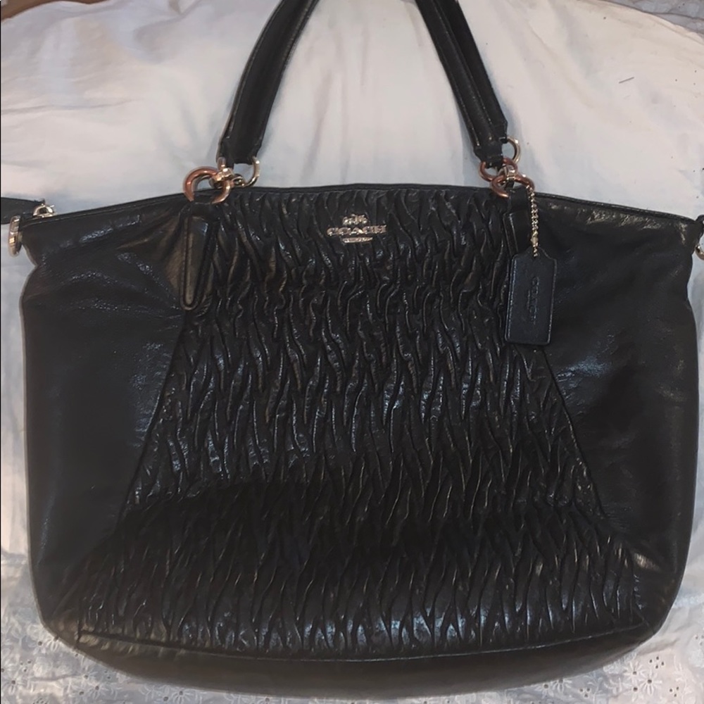 Preowned Coach Black Leather Bag in Good Condition